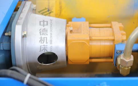 ZDPK-6325采用國(guó)內(nèi)一流品牌電機(jī)及油泵，動(dòng)力強(qiáng)勁，噪音低.jpg