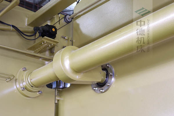 ZDP-20050高精度扭軸同步裝置，采用知名品牌關節(jié)軸承，經(jīng)久耐用.jpg